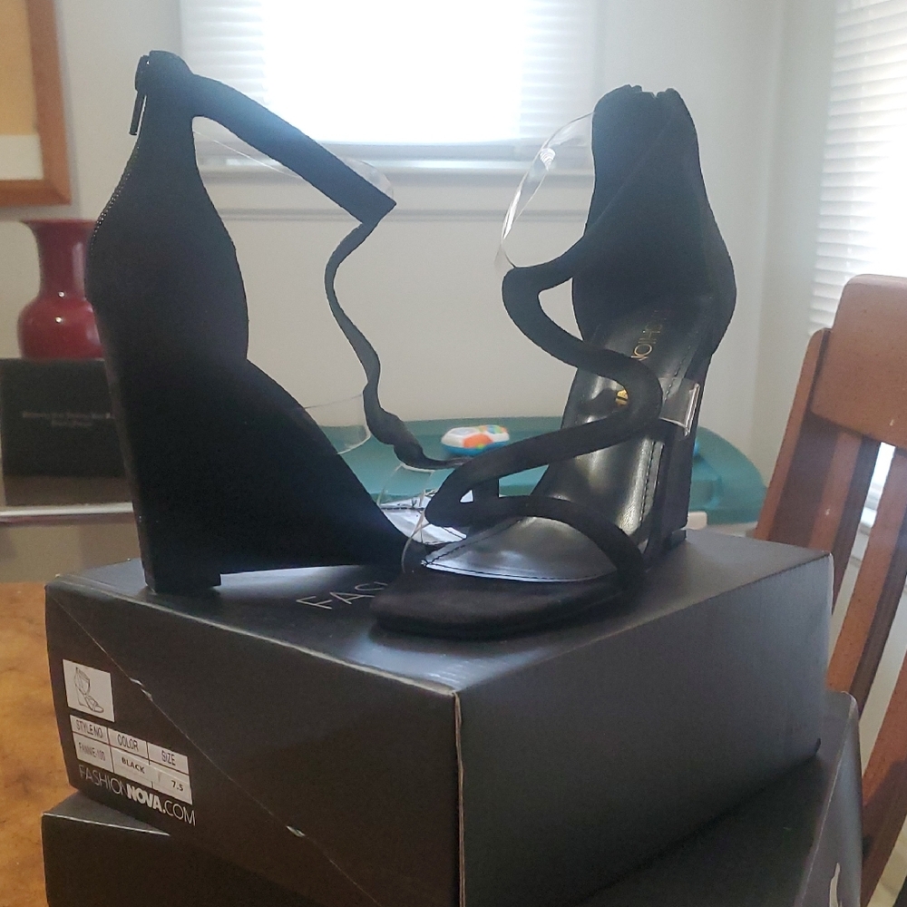 Fashion Nova Strappy Black Heels